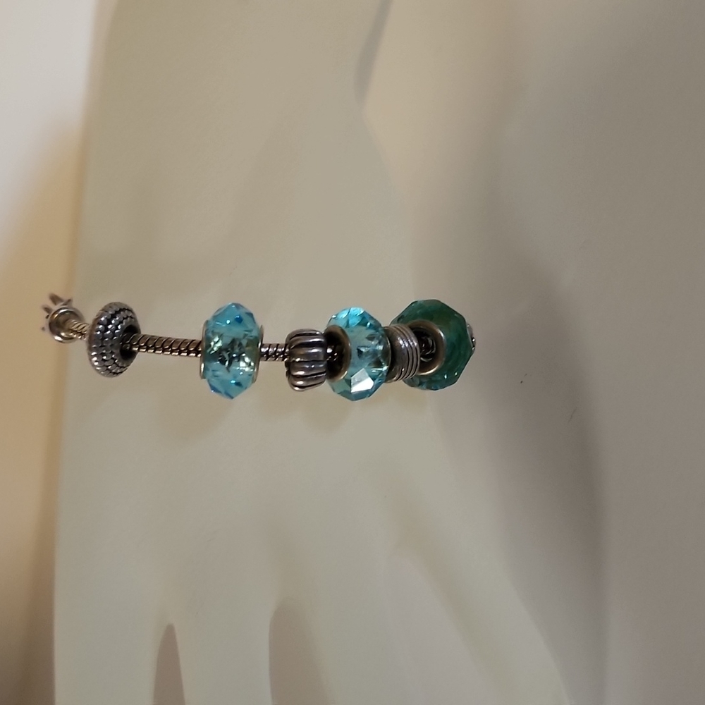 Bracelet unbranded